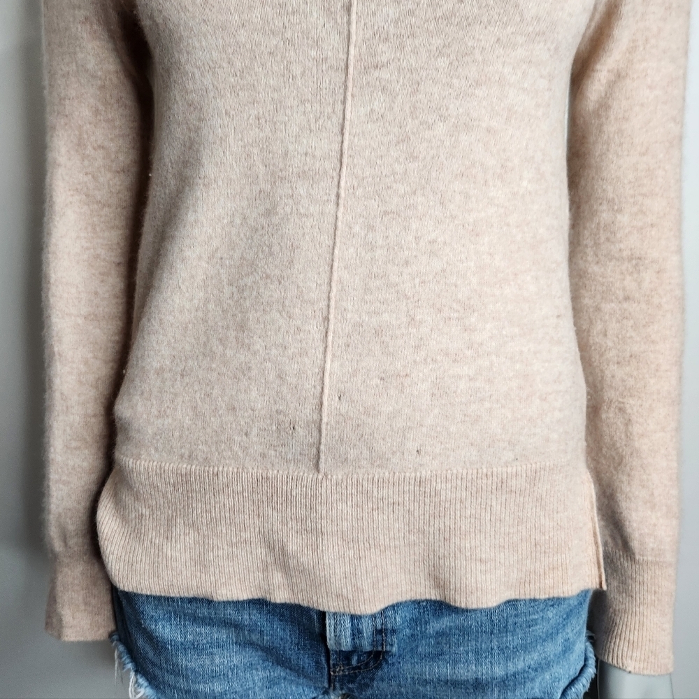 InCashmere 100% Cashmere Cream Slim Fit Crewneck Sweater Size M - Picture 3 of 14